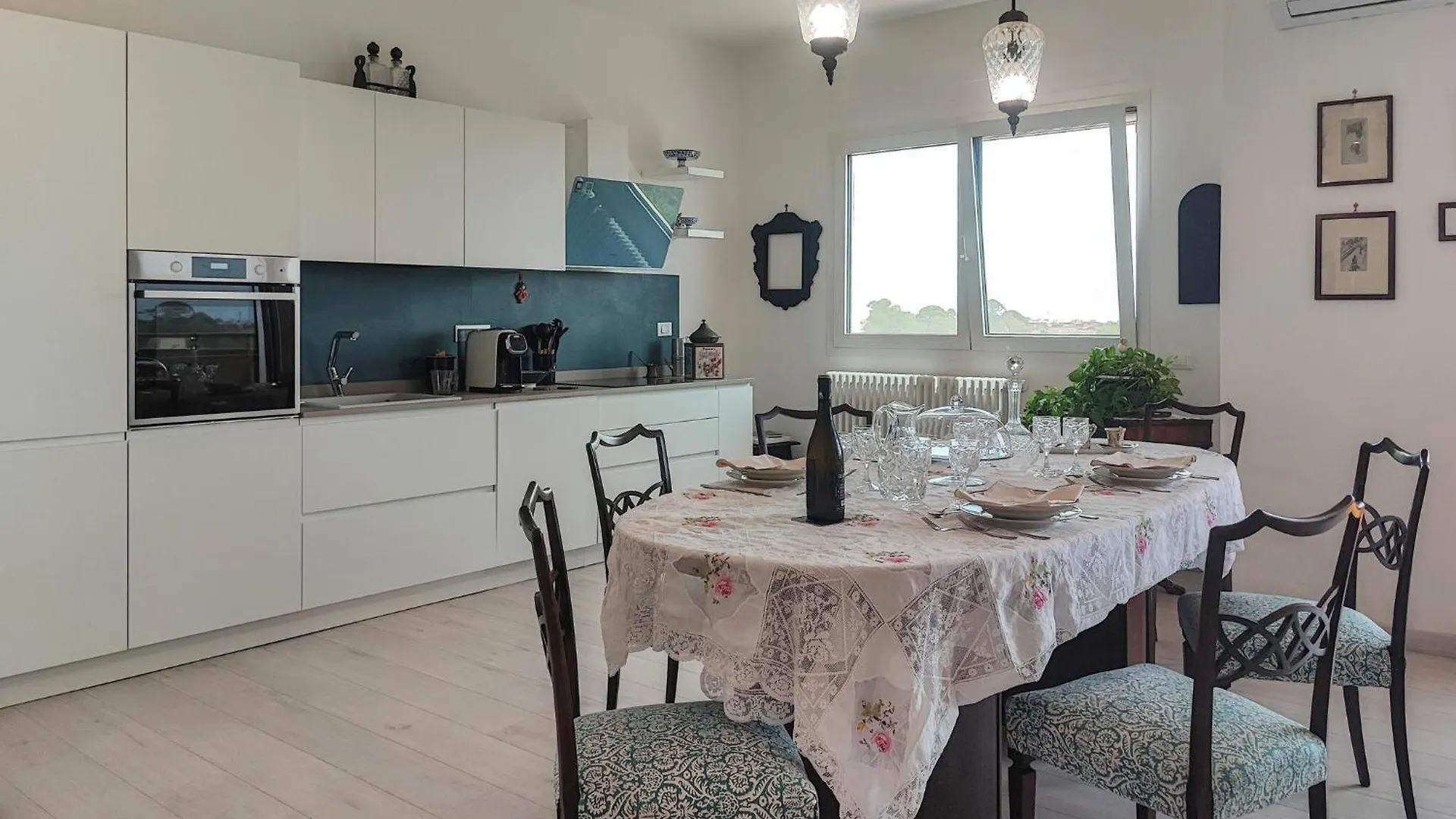 2 Bedroom Cozy Apartment In Bagheria