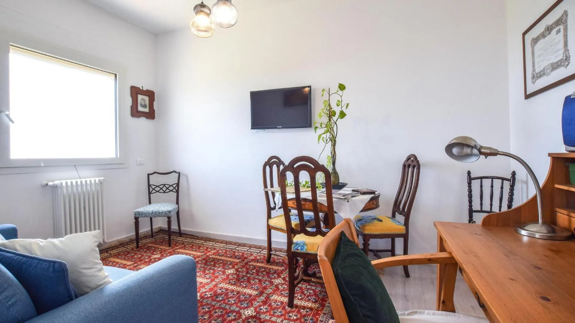 2 Bedroom Cozy Apartment In Bagheria