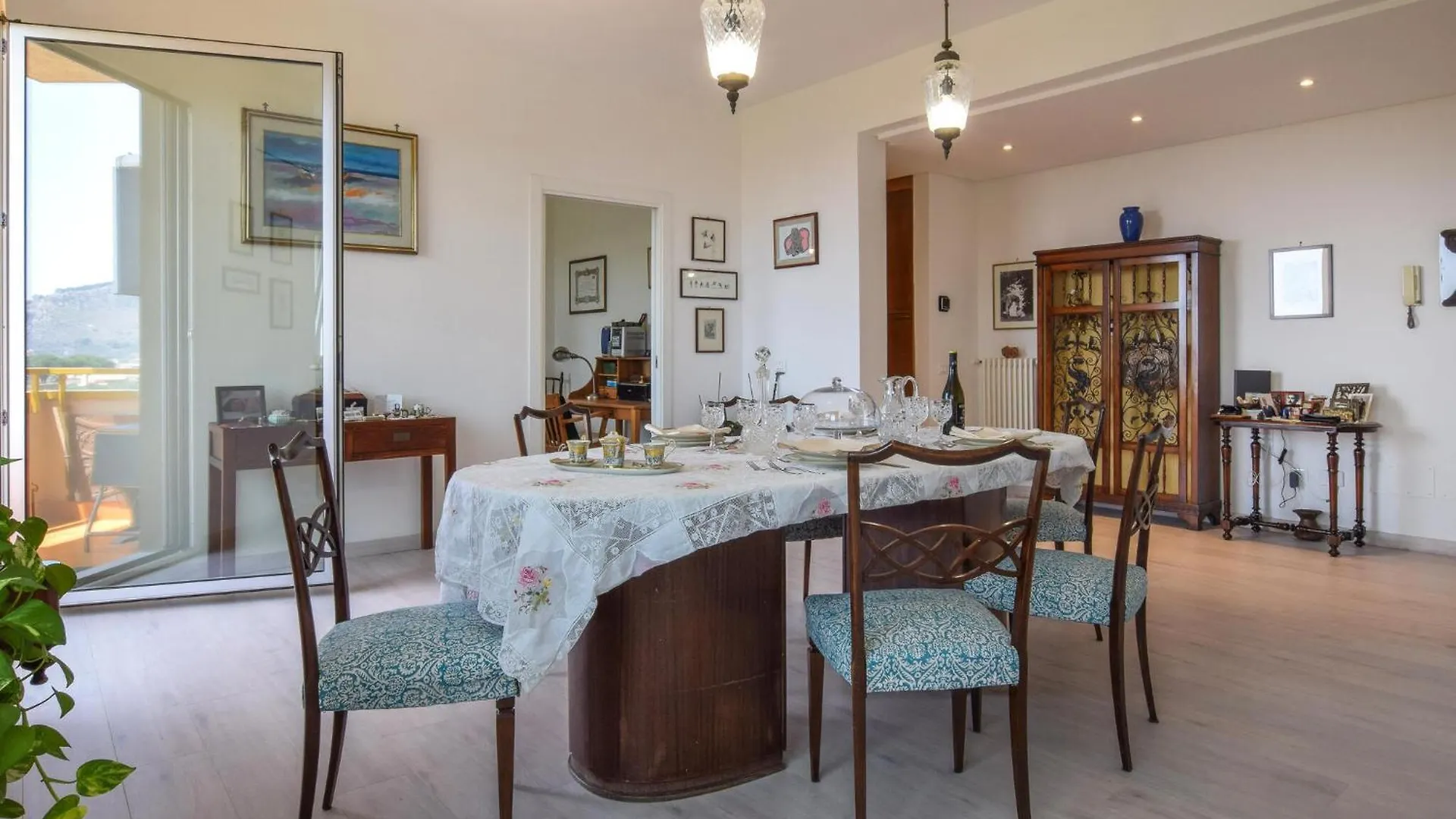 2 Bedroom Cozy Apartment In Bagheria Italy